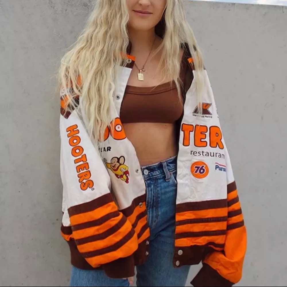 Hooters oversized nascar bomber jacket large
